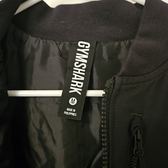 Womens Gymshark bomber jacket - Picture 3 of 7